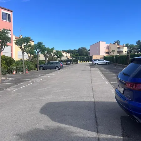 En Avec Parking * Agde